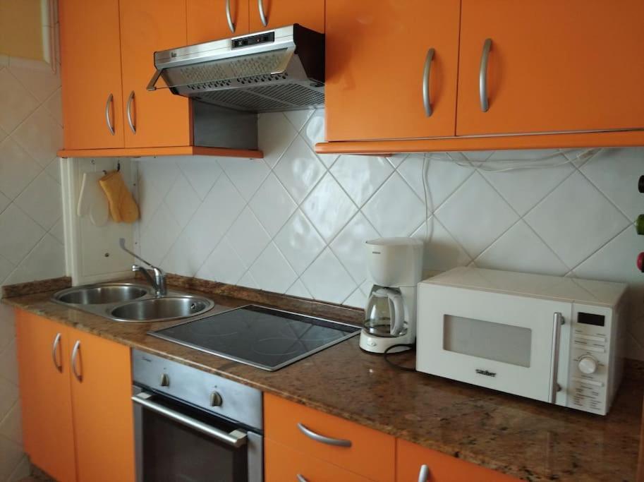 Casita Con Terreno A 10 Minutos Del Centro De Vigo Villa Moaña Exterior foto