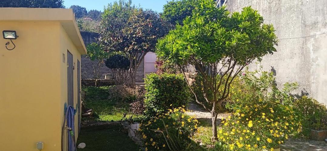 Casita Con Terreno A 10 Minutos Del Centro De Vigo Villa Moaña Exterior foto